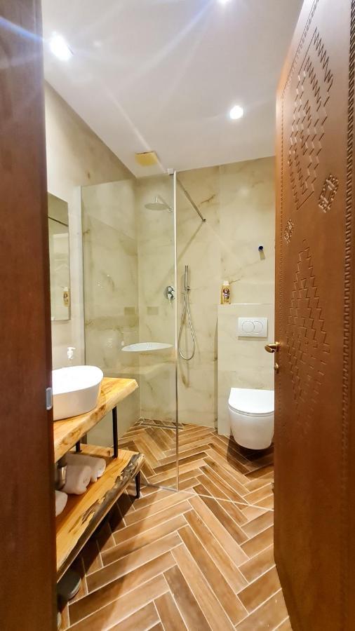 Neokulla Hotel - By Kol Gjoni Valbone Zewnętrze zdjęcie